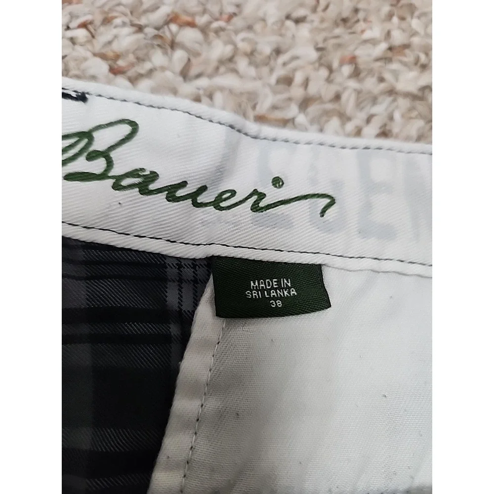 Eddie Bauer Legend Wash 38x10 Gray Black Plaid Chino Shorts 100%‎ Cotton